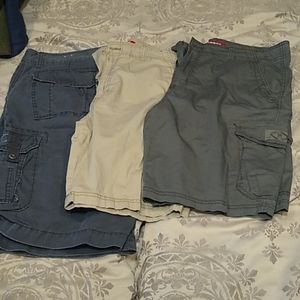 3 pairs of Unionbay Stretch cargo shorts